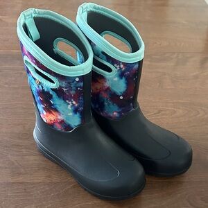 Kids Galaxy Print Bog Boots